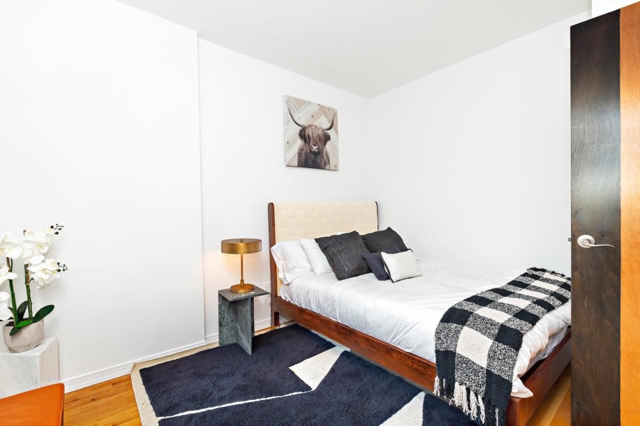 Luxurious 4 Bedroom Penthouse Appartement *